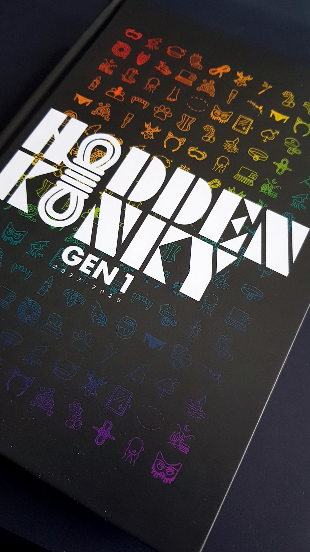 ARTBOOK HIDDEN KINKY GEN 1 [NSFW]