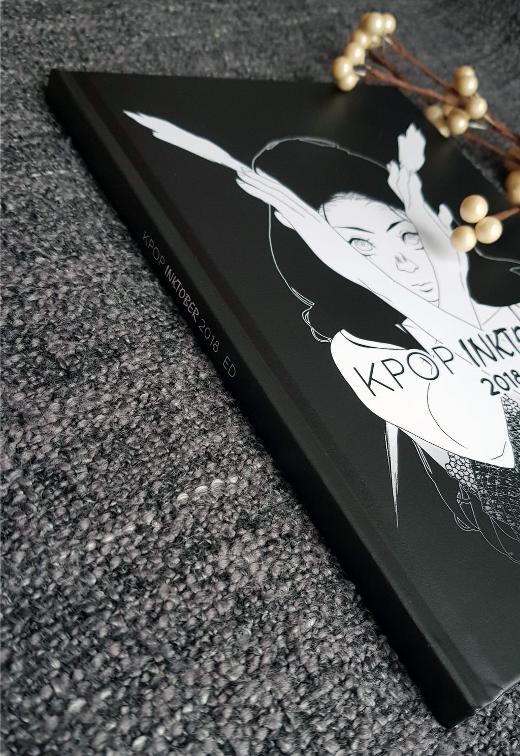 ARTBOOK KPOP Inktober 2018 - EDIllustration